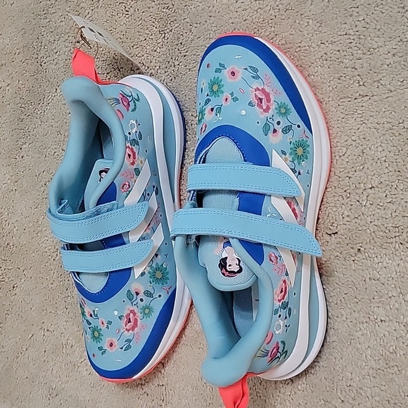 NEW Adidas Fortrun Snow White Sneaker - Picture 2 of 4